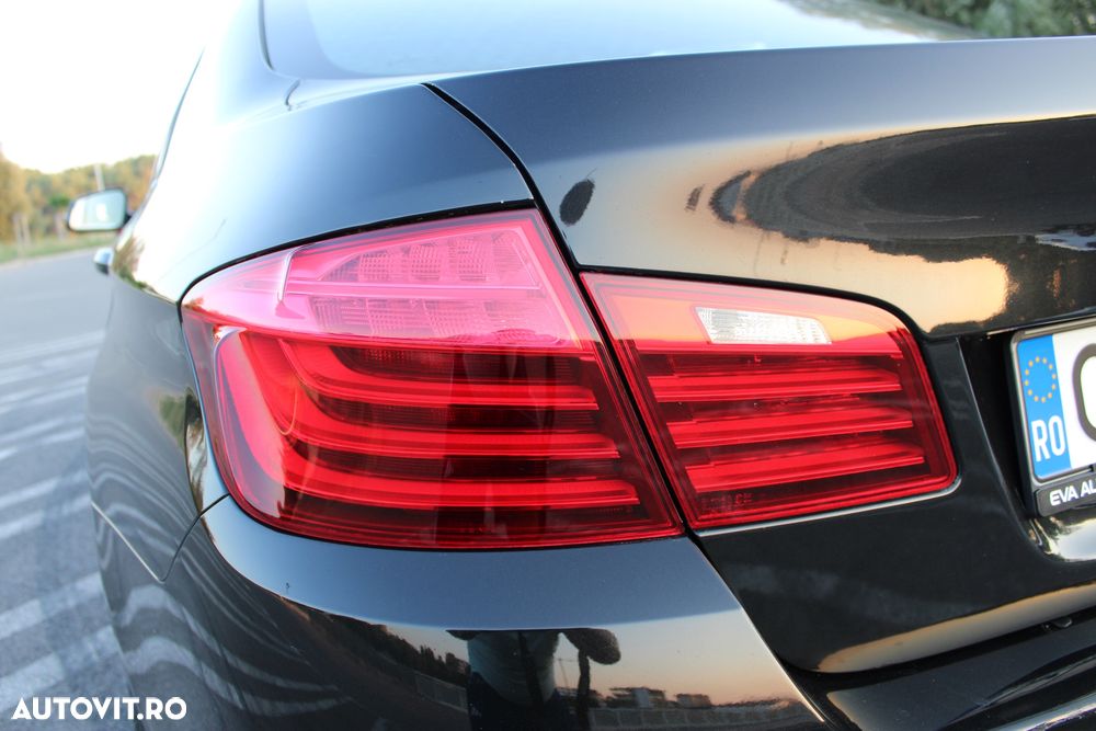 BMW Seria 5 520d Aut. - 13