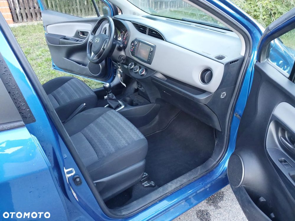 Toyota Yaris 1.33 Premium - 13