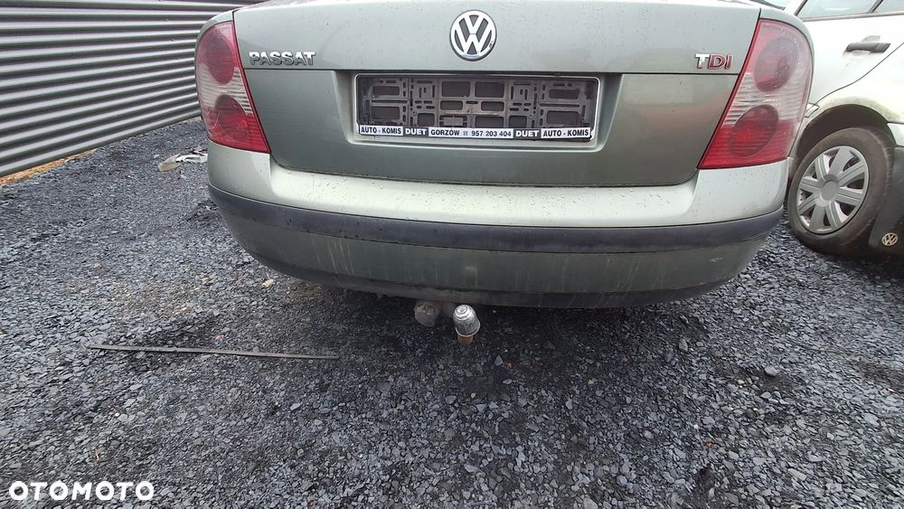 VW PASSAT B5 LIFT FL SEDAN ZDERZAK TYLNY TYŁ KOMPLETNY LA6W nr. 52/3 - 1