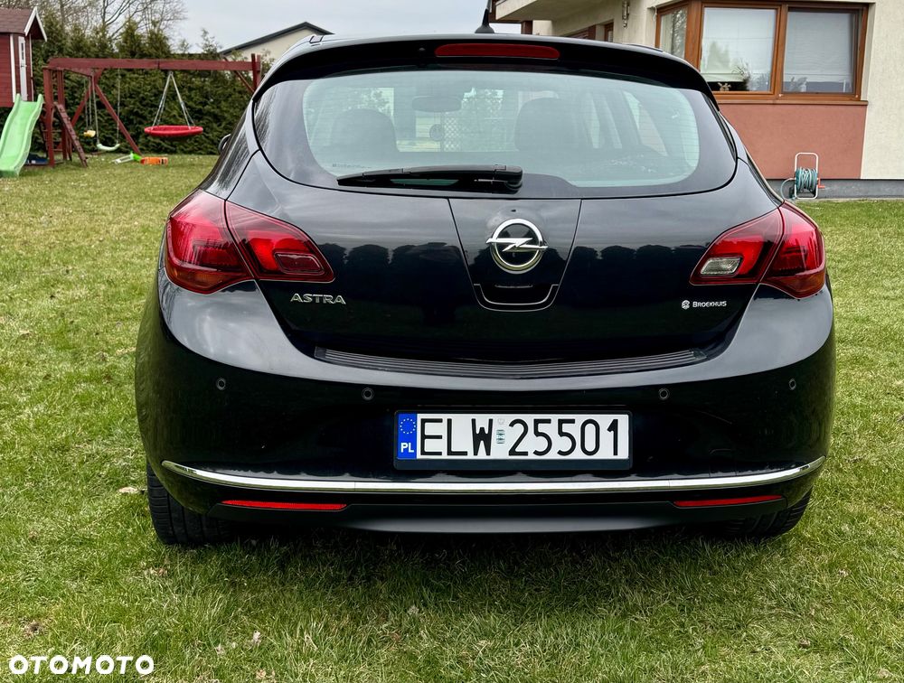 Opel Astra - 10