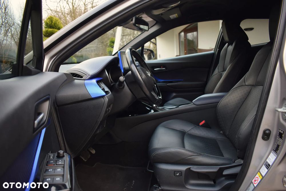 Toyota C-HR Style Selection - 7