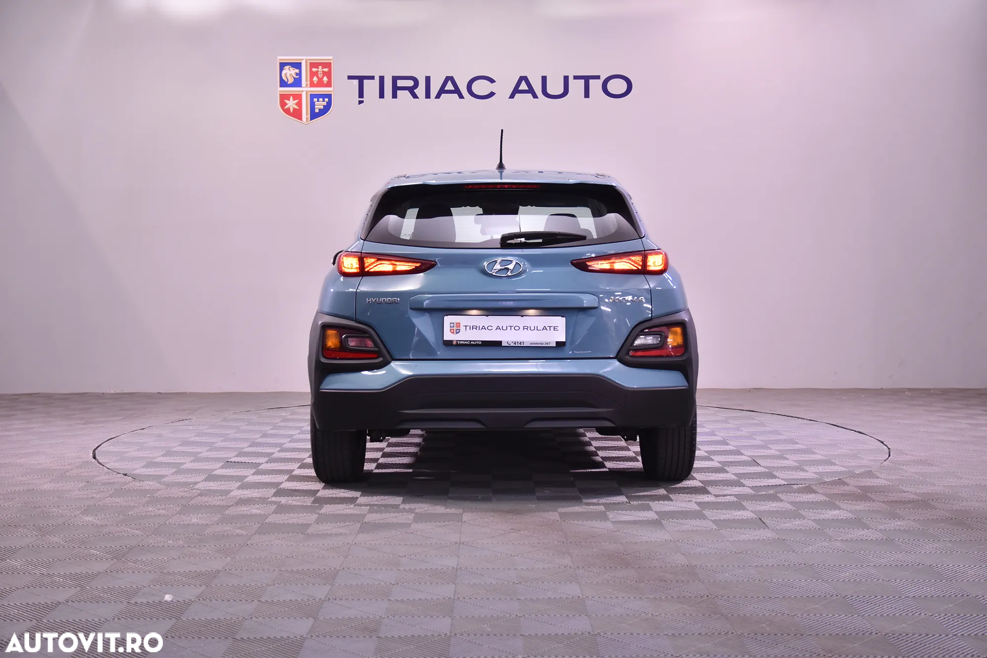 Hyundai KONA - 4
