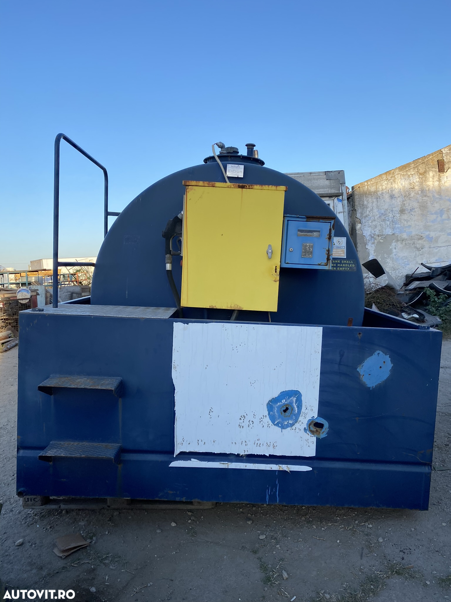 Bazine motorina 9000 litri Made in Italy , stare noua - 6