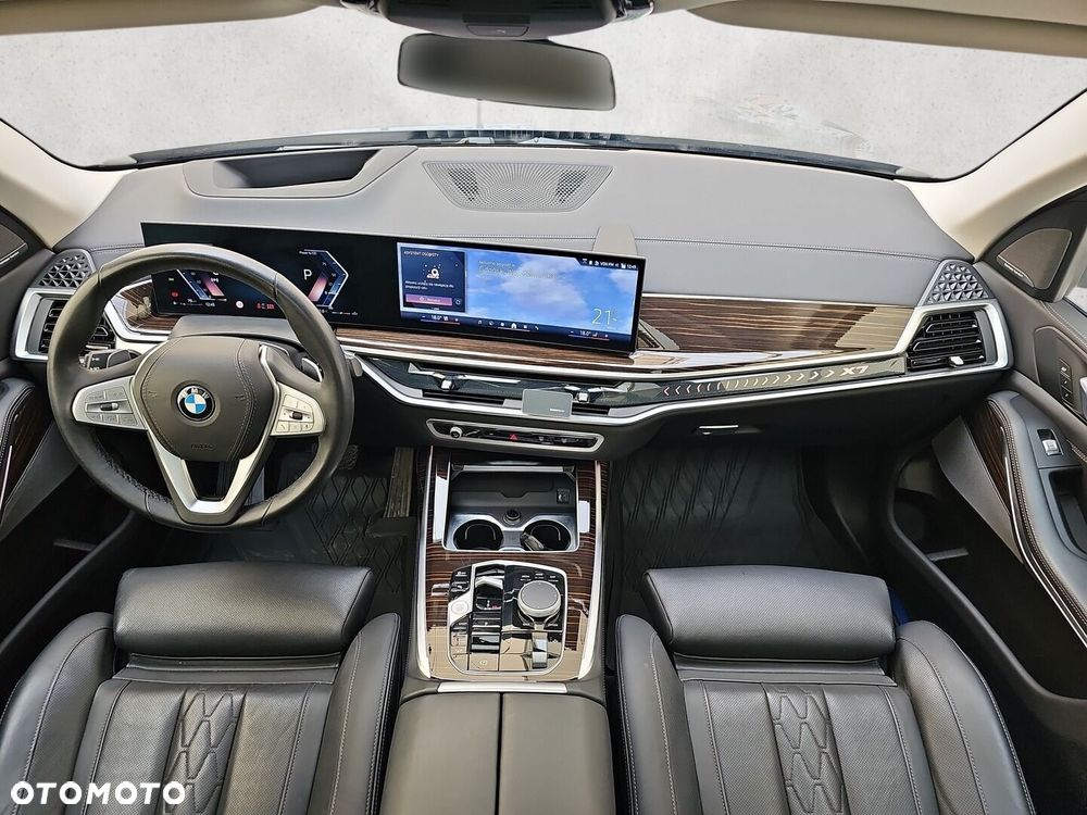 BMW X7 xDrive40d mHEV - 37
