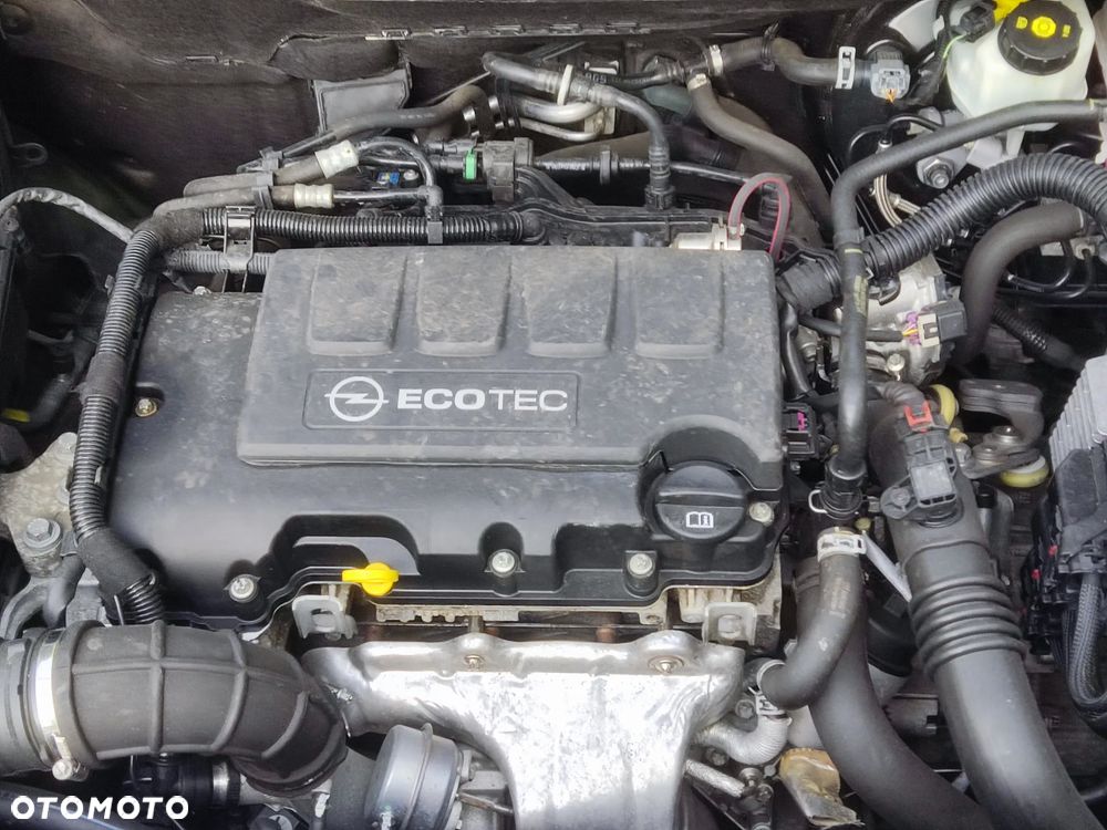 Opel Astra 1.4 Turbo ecoFLEX Start/Stop Active - 25