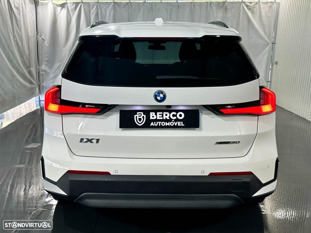 BMW iX1 xDrive30 - 6