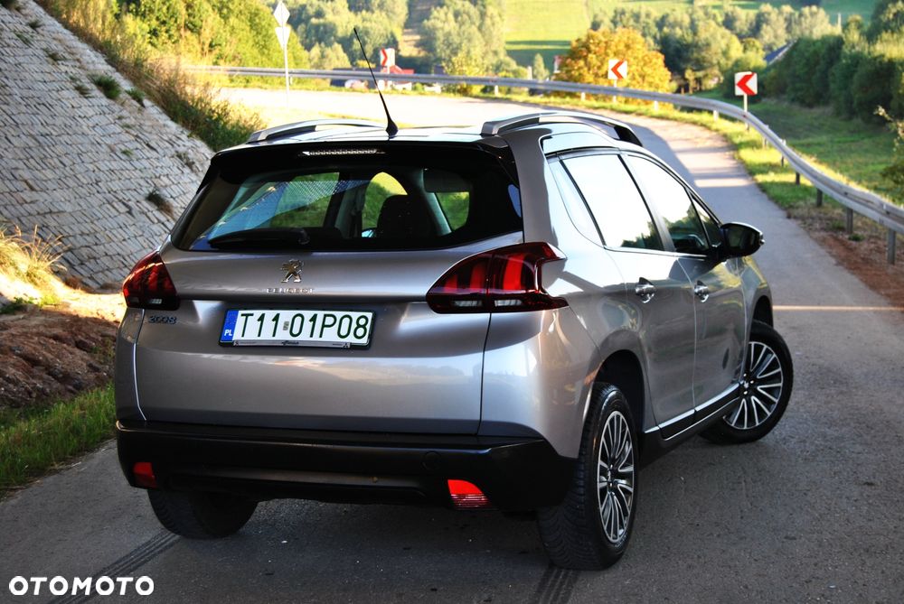 Peugeot 2008 - 9