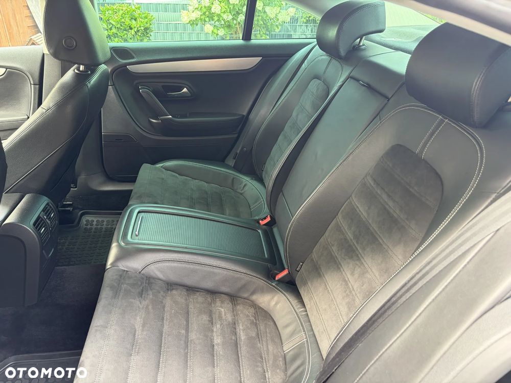 Volkswagen Passat 2.0 TSI Comfortline - 11