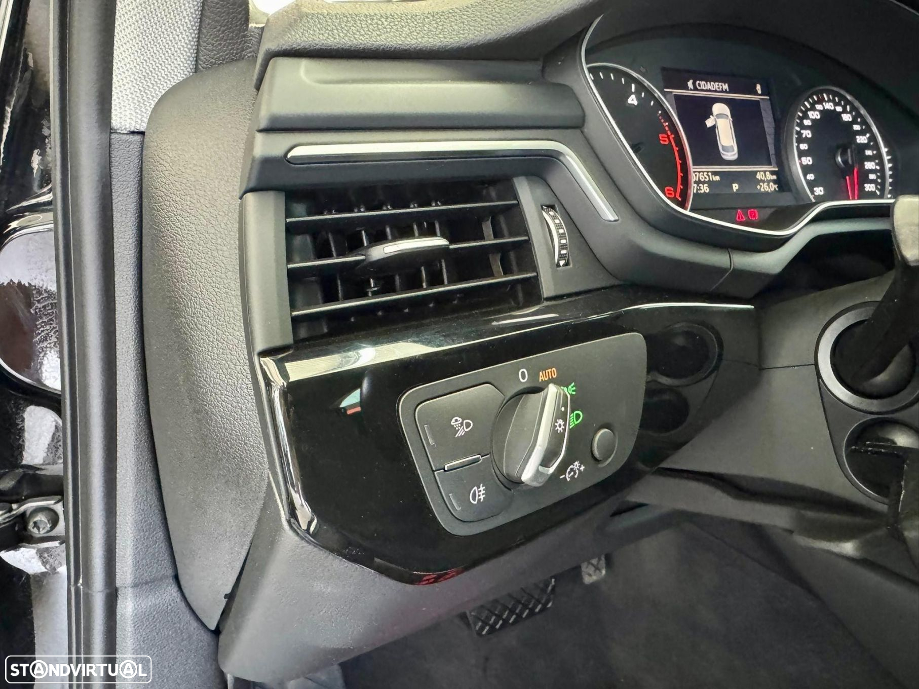 Audi A4 Avant 2.0 TDI Sport S tronic - 21