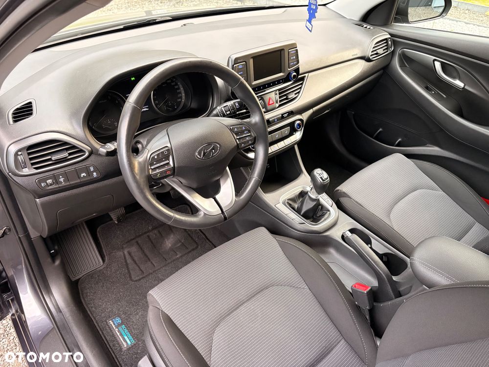 Hyundai i30 1.4 Trend - 23