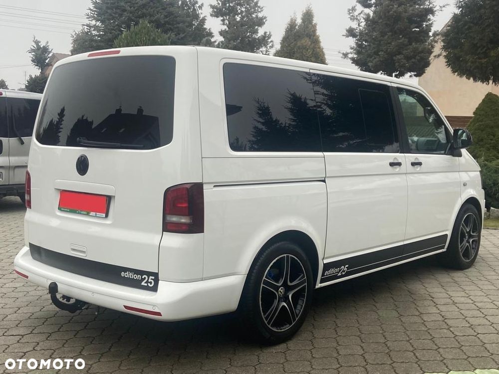 Volkswagen Multivan - 8