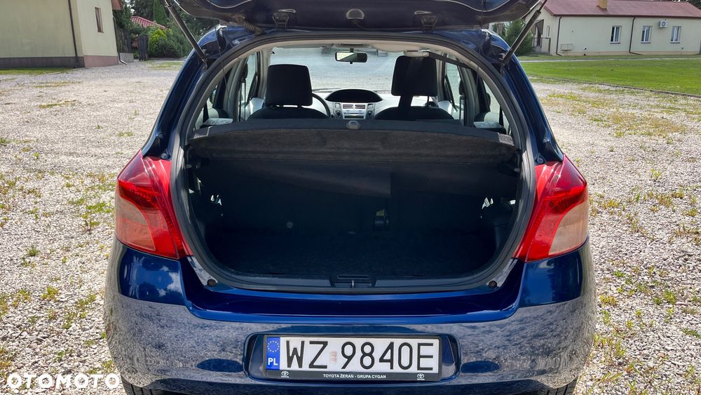 Toyota Yaris 1.0 Terra A/C - 16