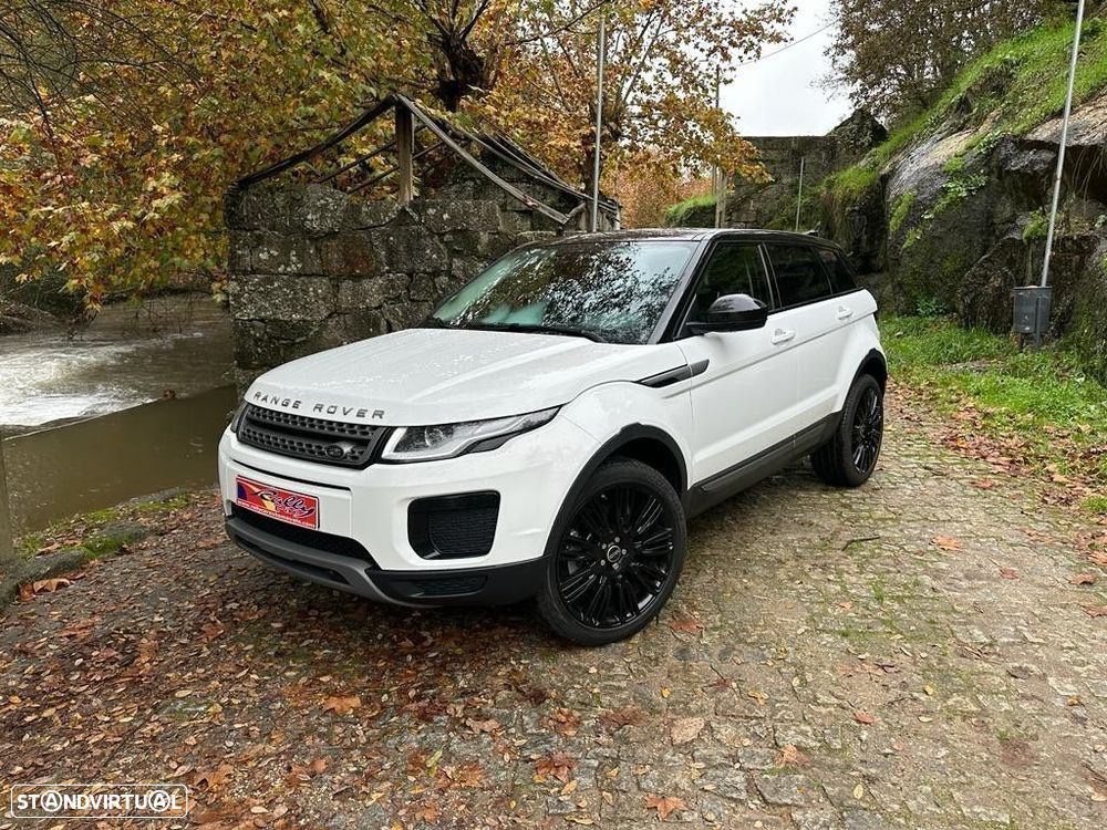 Land Rover Range Rover Evoque 2.0 D150 AWD R-Dynamic Auto - 29