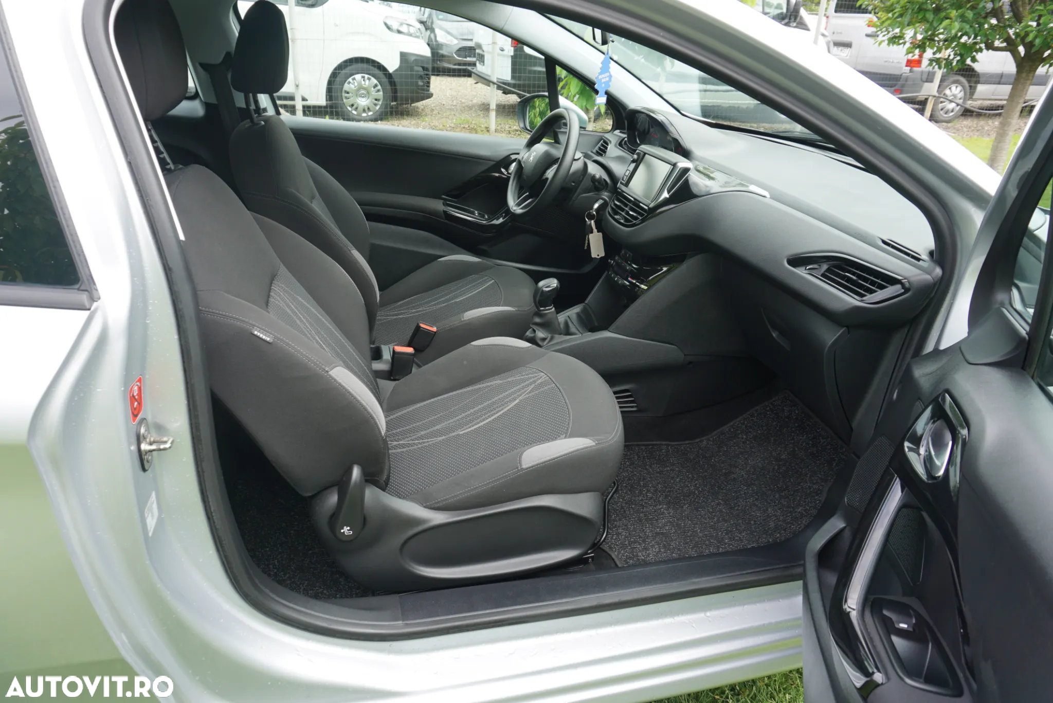 Peugeot 208 1.4 VTi Active - 9