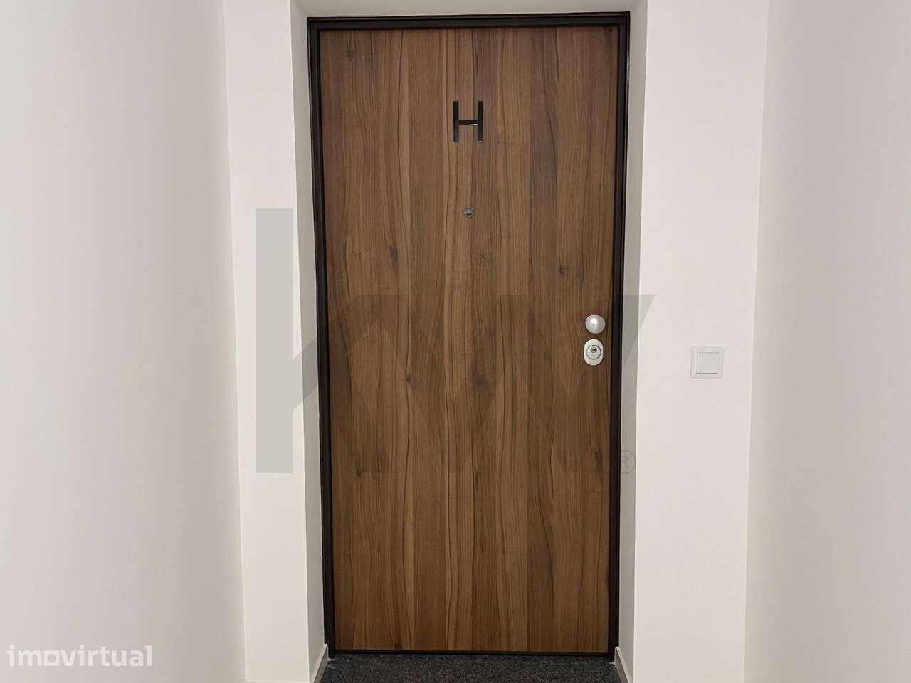 Apartamento T3 Caniço c/ jardim privativo e logradouro c/ vista mar - Grande imagem: 4/40