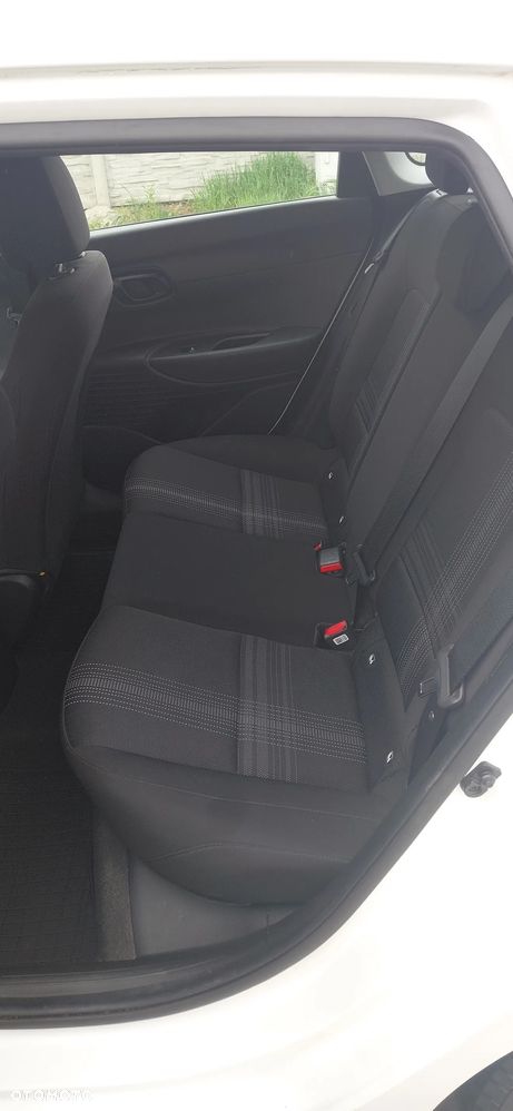 Hyundai i20 1.0 T-GDI Pure - 9