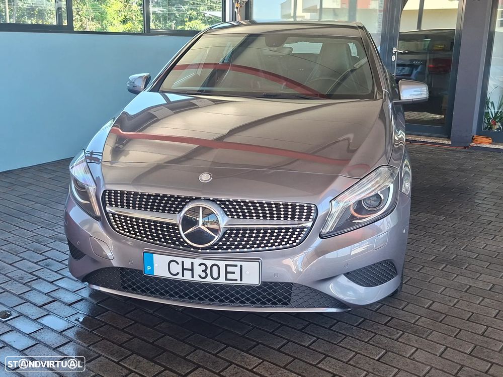 Mercedes-Benz A 180 CDI (BlueEFFICIENCY) Urban - 2