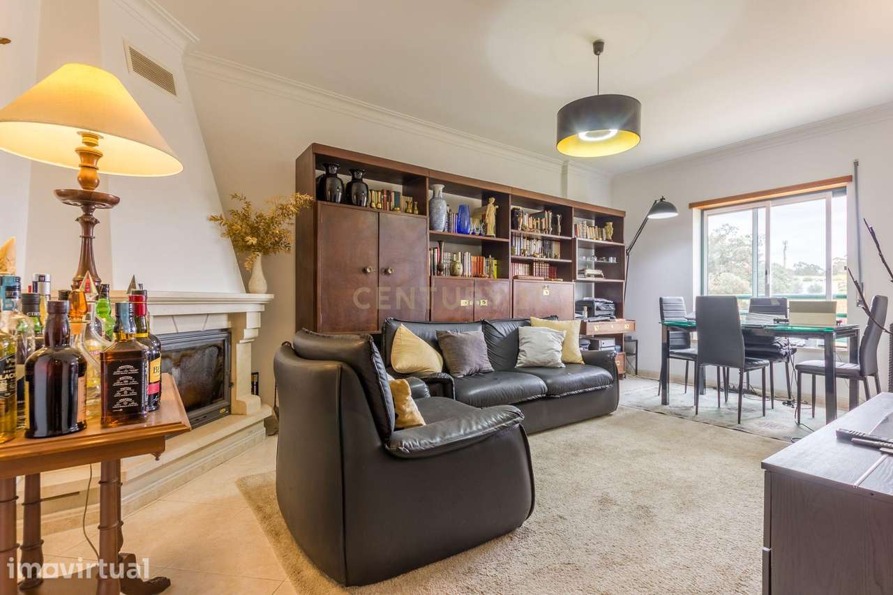 Apartamento T2 em Montijo com Varanda e Boa Exposição Solar - Grande imagem: 4/20