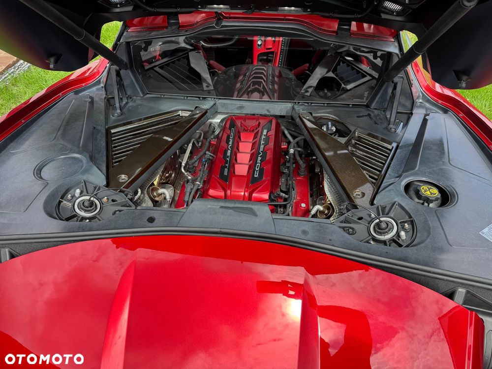 Chevrolet Corvette - 11