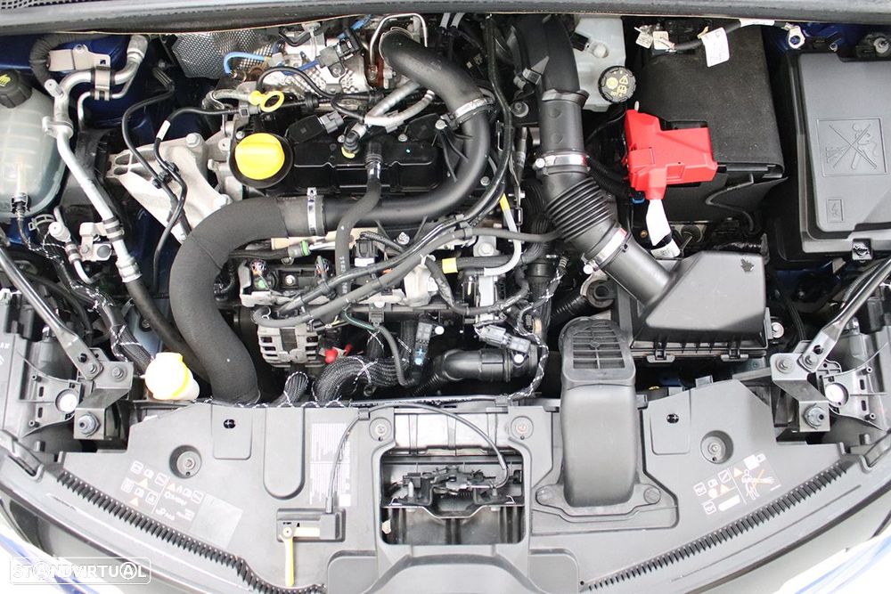 Renault Captur 1.0 TCe Techno Bi-Fuel - 25