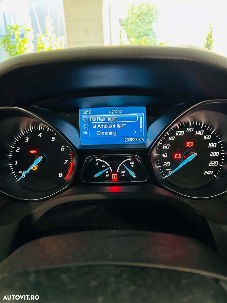 Ford Focus - 19