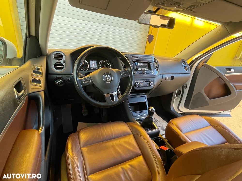 Volkswagen Tiguan 2.0 TDI DPF Sport & Style - 16