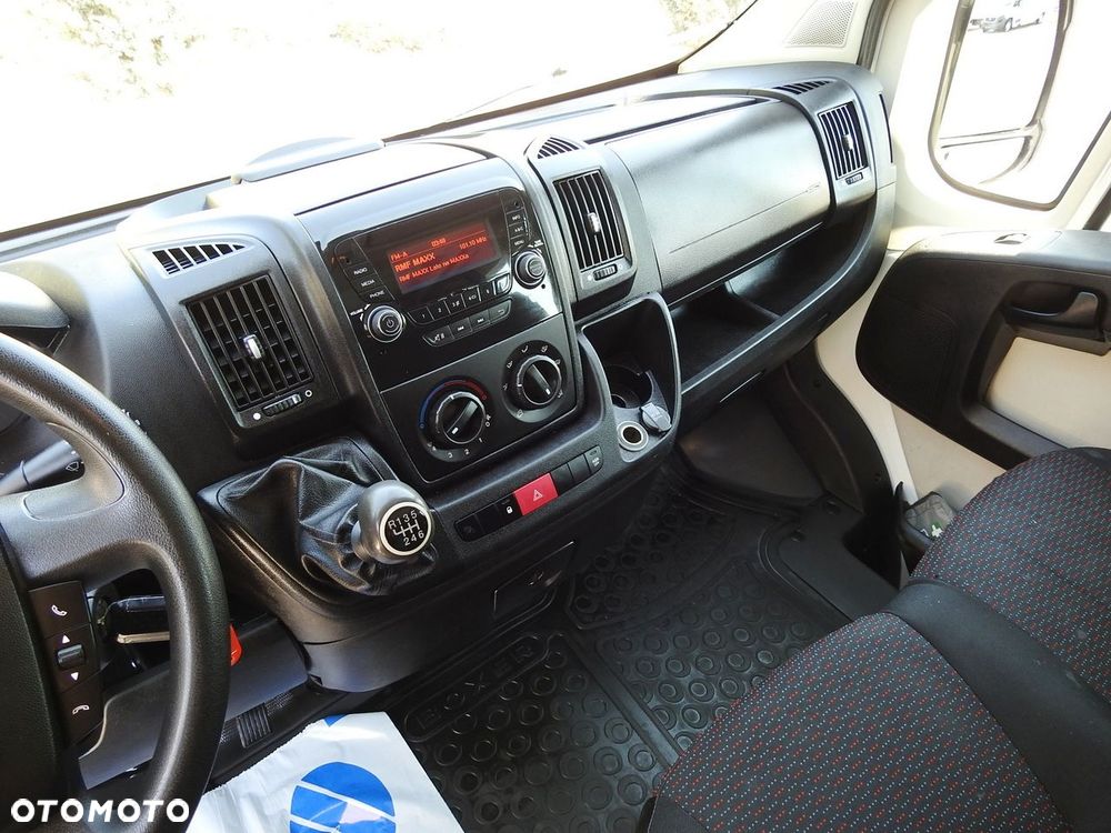 Peugeot BOXER FURGON BRYGADÓWKA  7 MIEJSC 110KM - 27