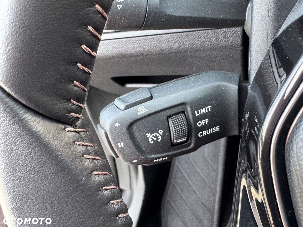 Peugeot 3008 PureTech 130 Stop & Start Allure - 15