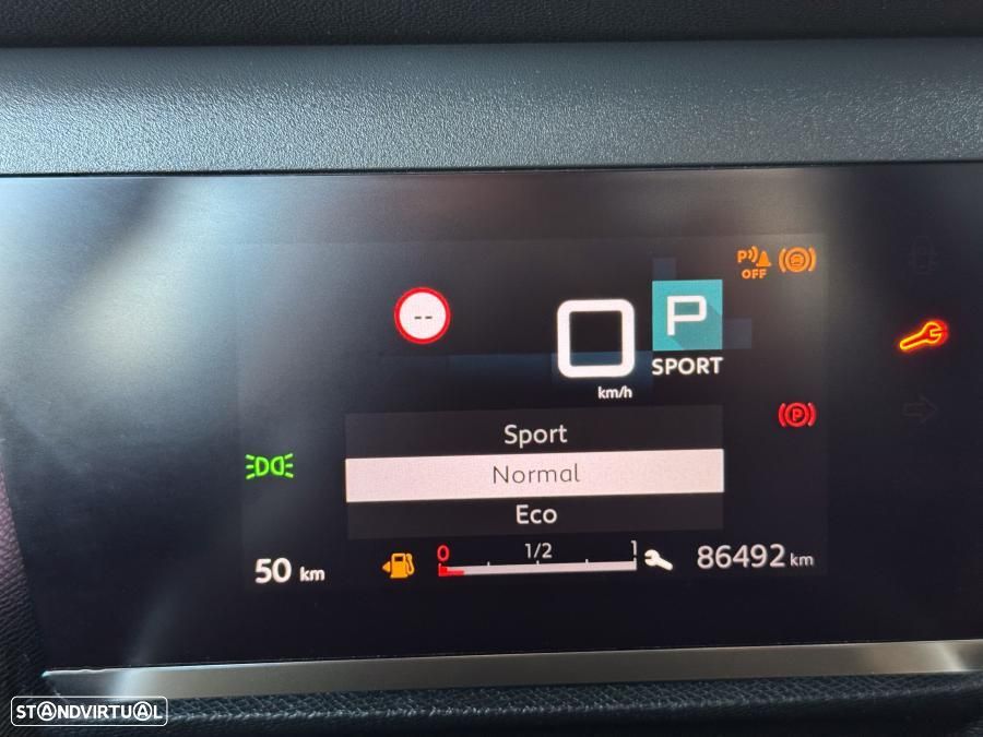 Citroën C4 X 1.2 PureTech Max EAT8 - 30