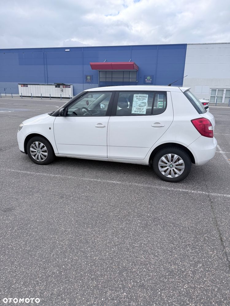 Skoda Fabia - 8