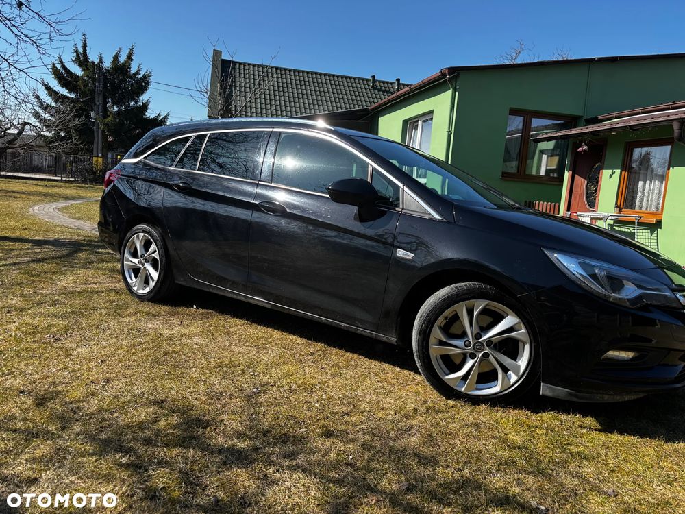 Opel Astra 1.6 CDTI Dynamic S&S - 10