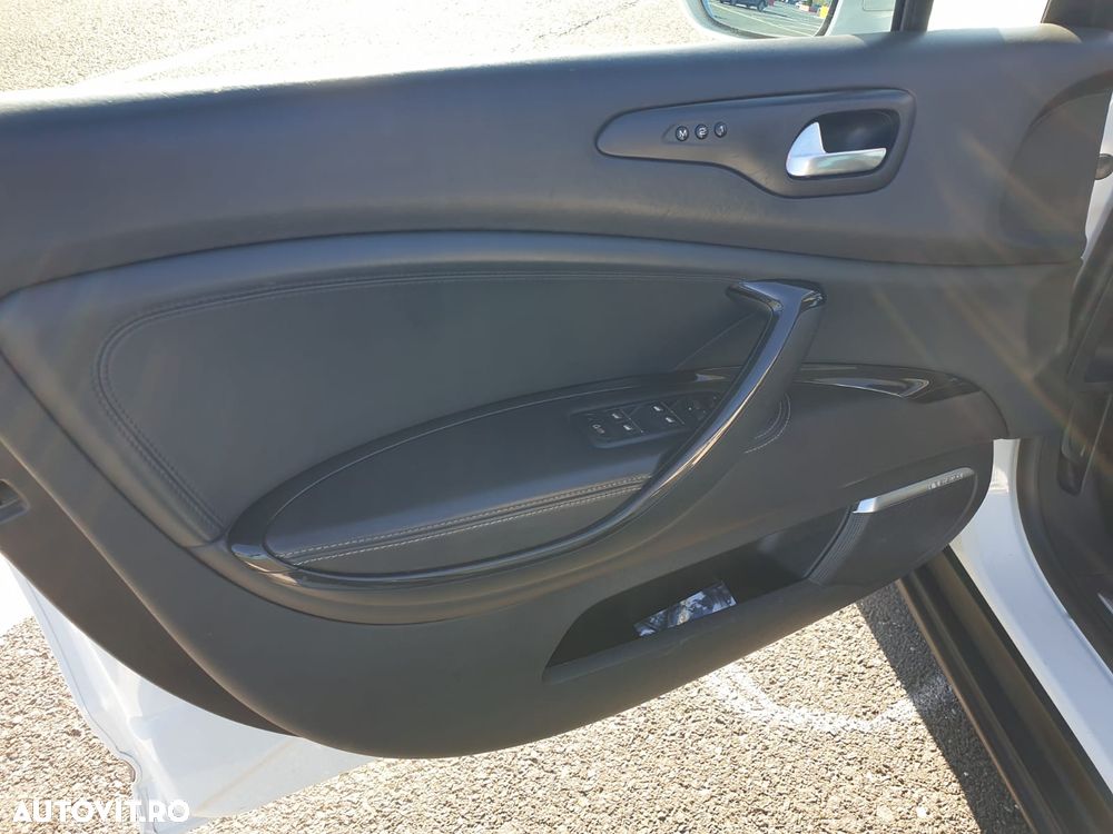 Citroën C5 3.0 HDi BVA6 H3+ Exclusive - 16