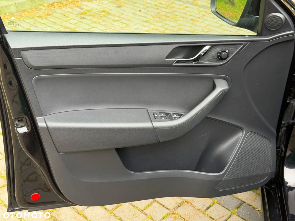 Skoda RAPID 1.4 TSI Edition DSG - 8
