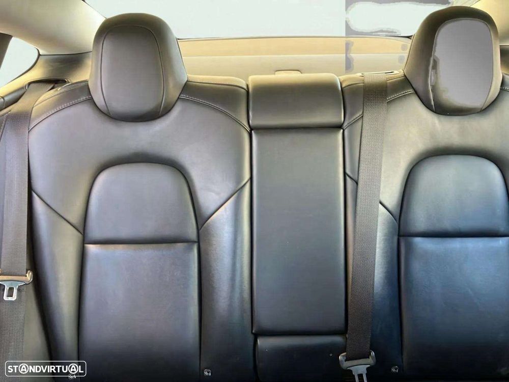 Tesla Model 3 - 15
