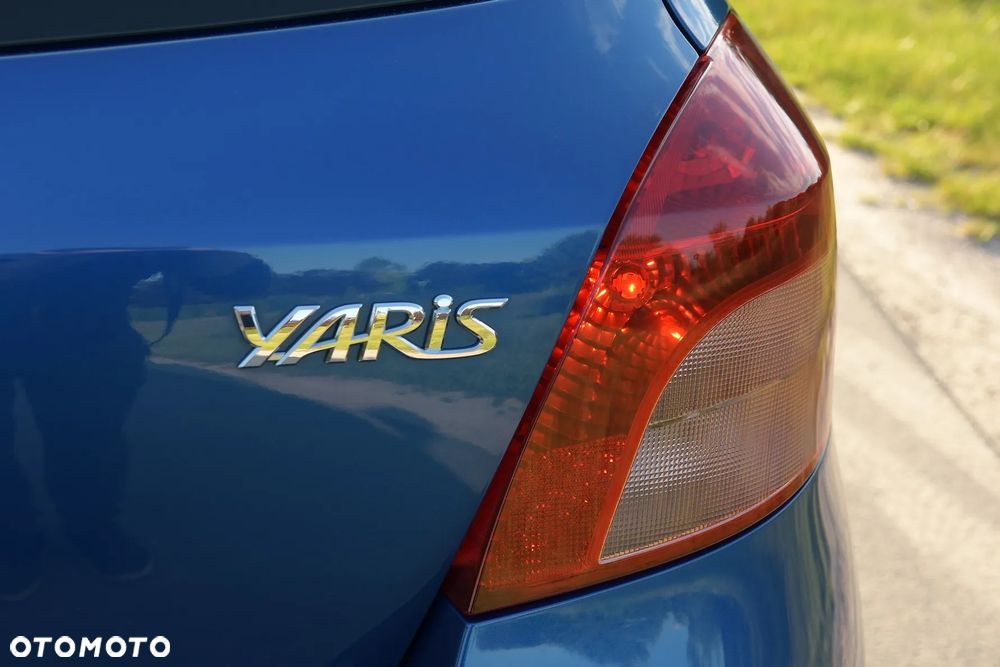 Toyota Yaris 1.0 VVT-i - 16
