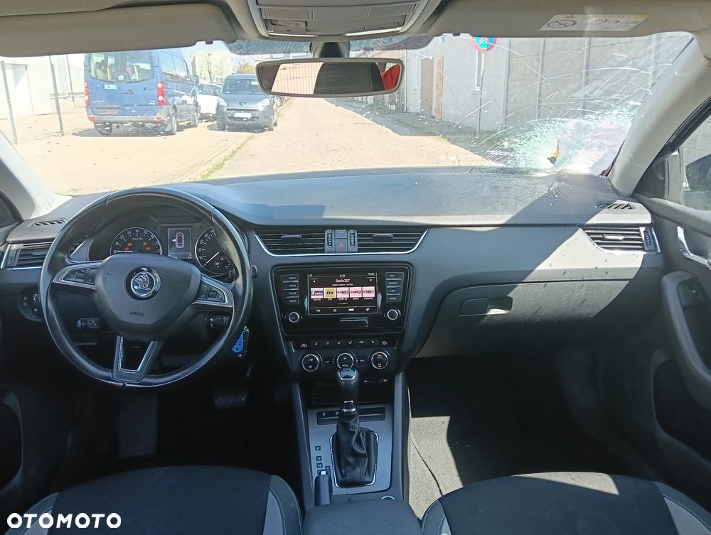 Skoda Octavia 2.0 TDI (Green tec) DSG Joy - 22