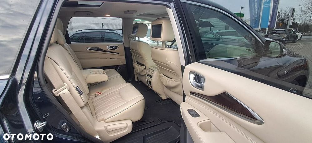 Infiniti QX60 - 8