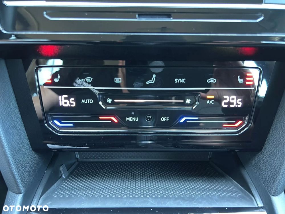Volkswagen Passat Variant 1.5 TSI EVO Business - 27