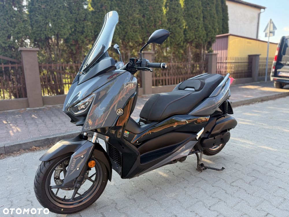 Yamaha X-max - 18