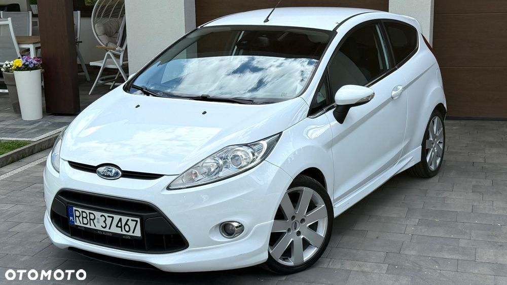 Ford Fiesta - 34