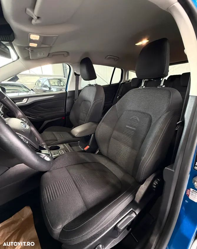Ford Focus 1.5 EcoBoost ST-Line - 10