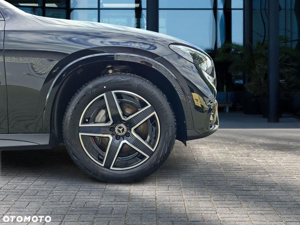 Mercedes-Benz GLC - 16