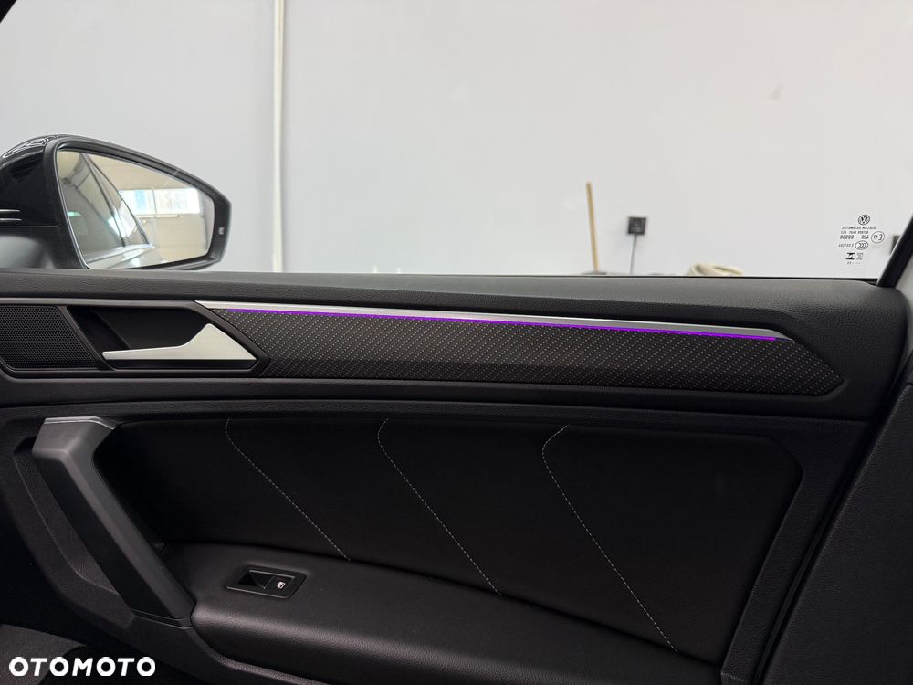 Volkswagen Tiguan 2.0 TSI 4Mot R-Line DSG - 27