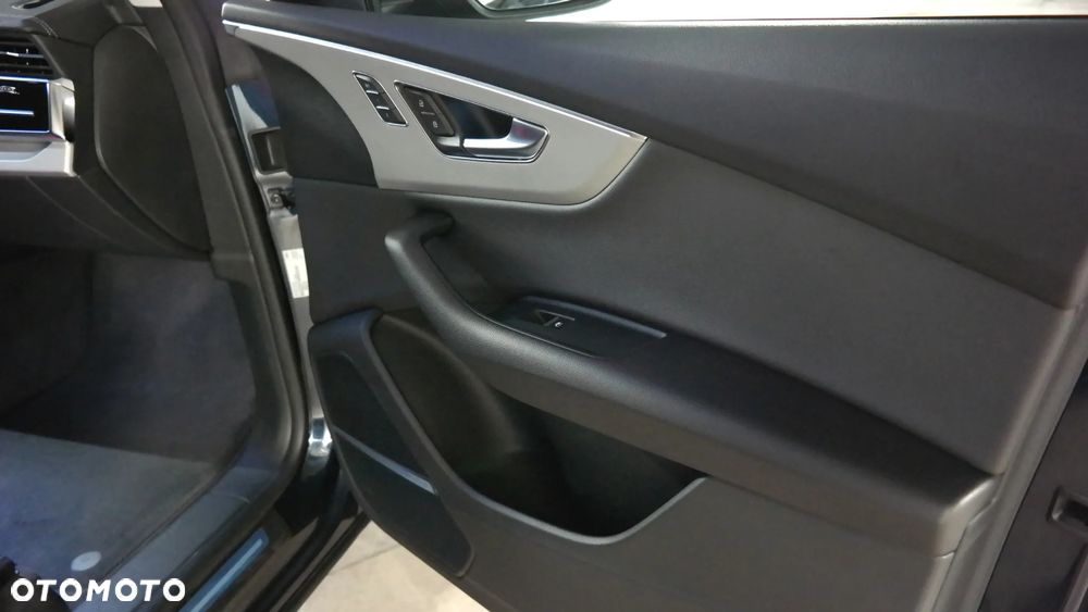 Audi Q8 45 TDI mHEV Quattro Tiptronic - 16