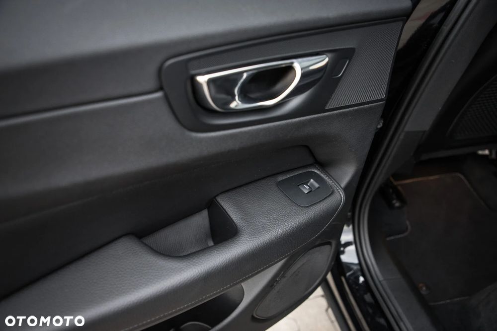 Volvo XC 60 D4 SCR Inscription - 34