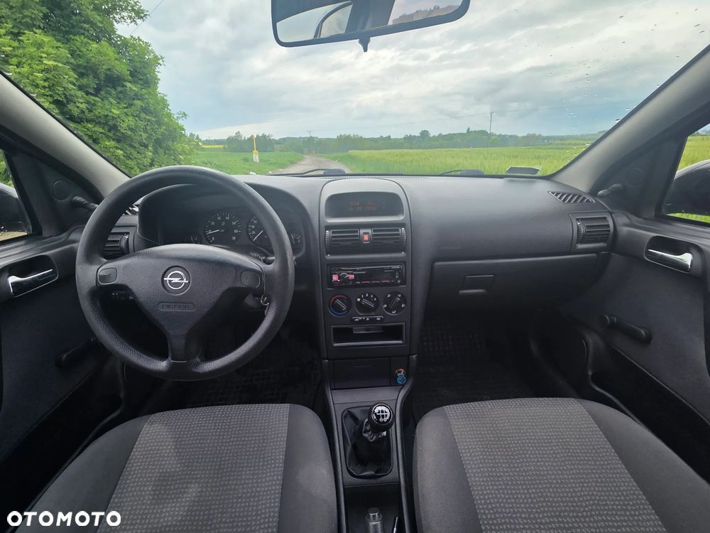 Opel Astra - 14