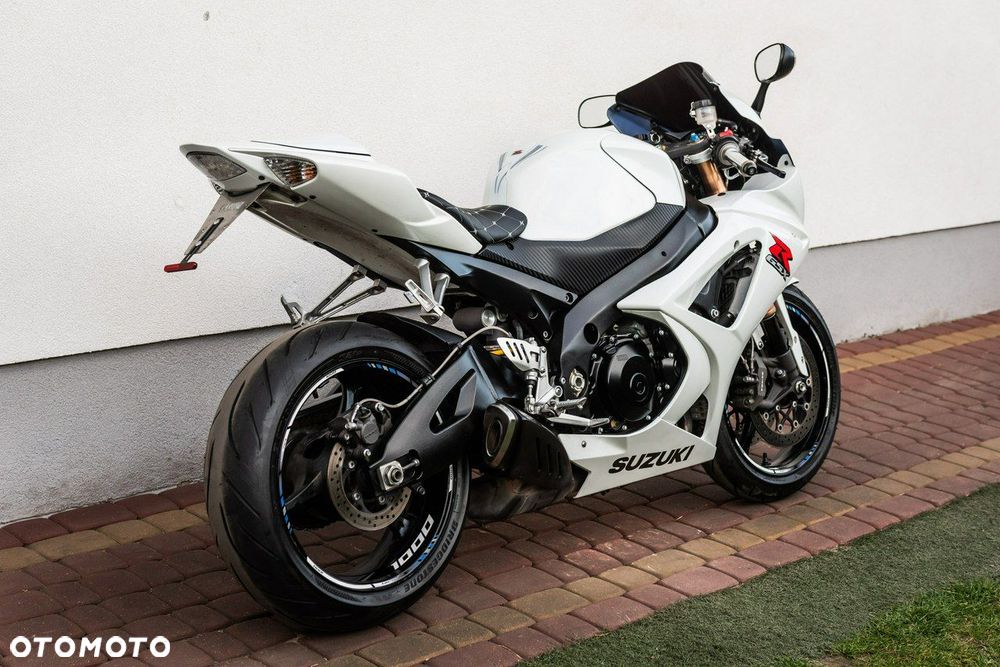 Suzuki GSX-R - 3