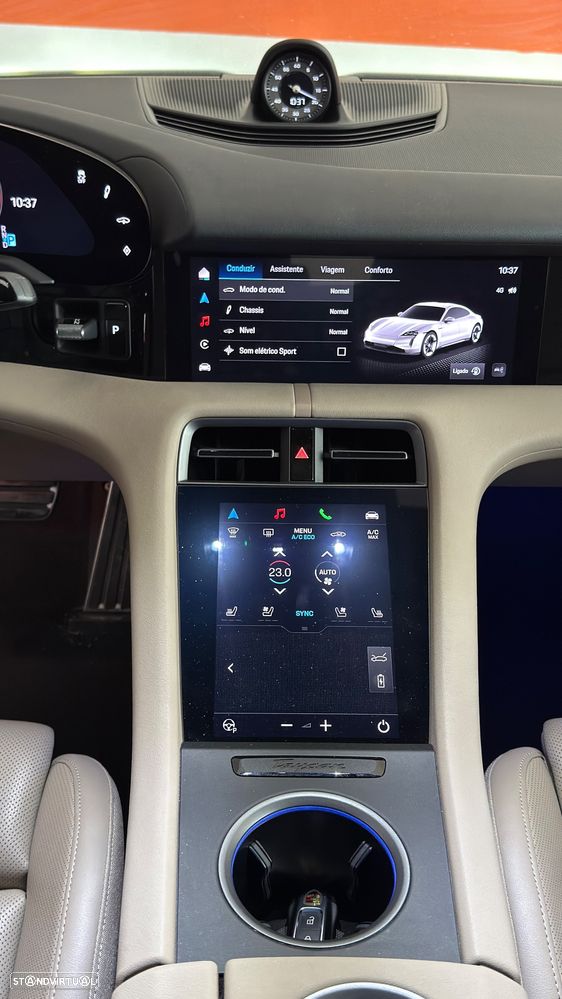 Porsche Taycan Bateria Performance Plus - 14