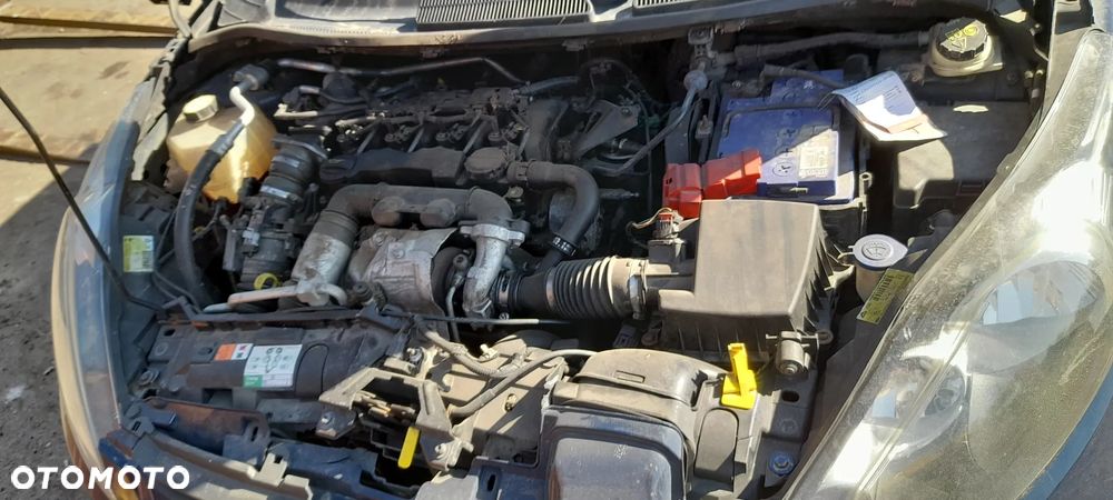 ford fiesta mk7 1,6 tdci skrzynia biegów  8A6R-7002-FB - 5