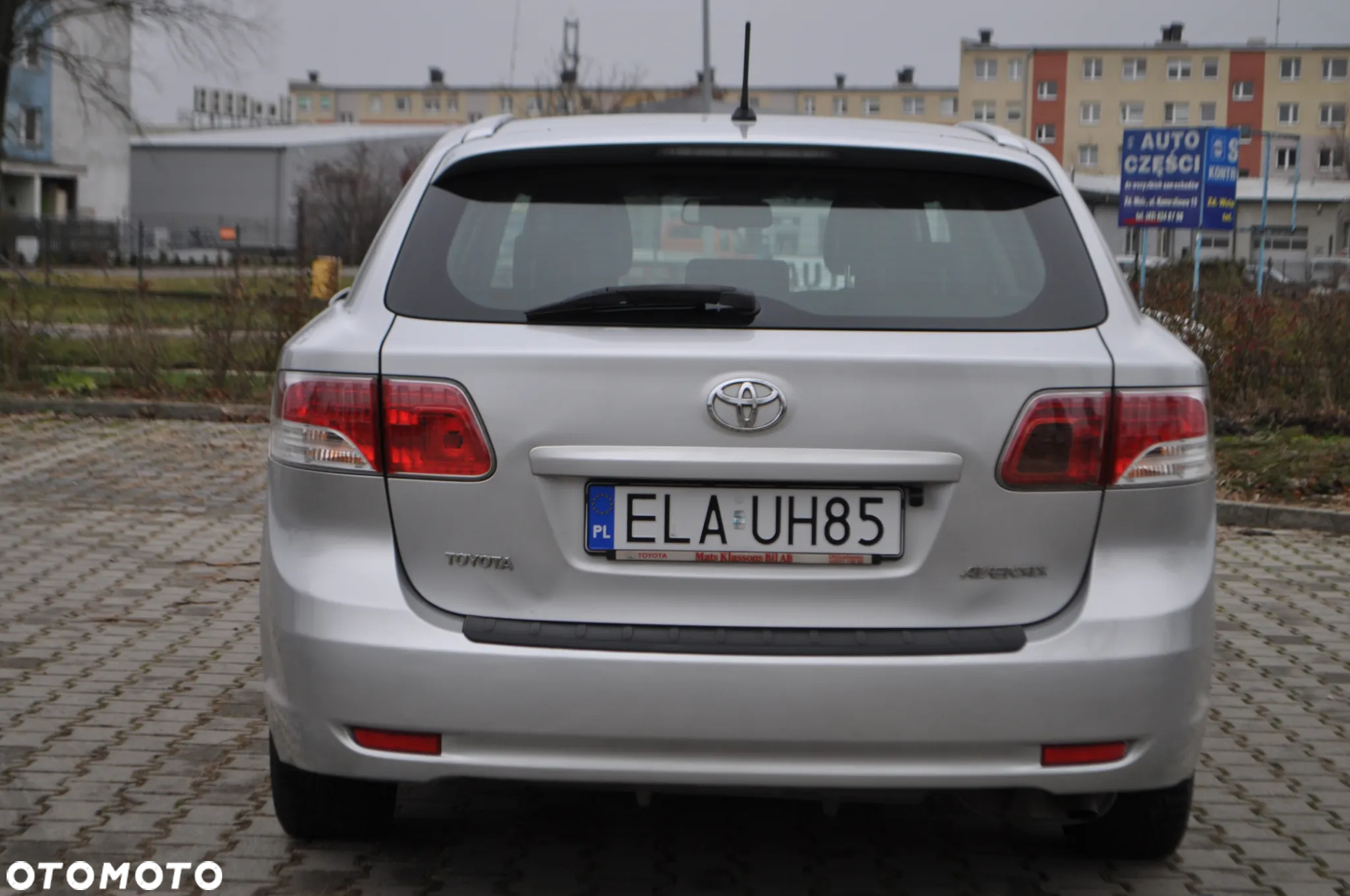 Toyota Avensis 1.8 Active - 9